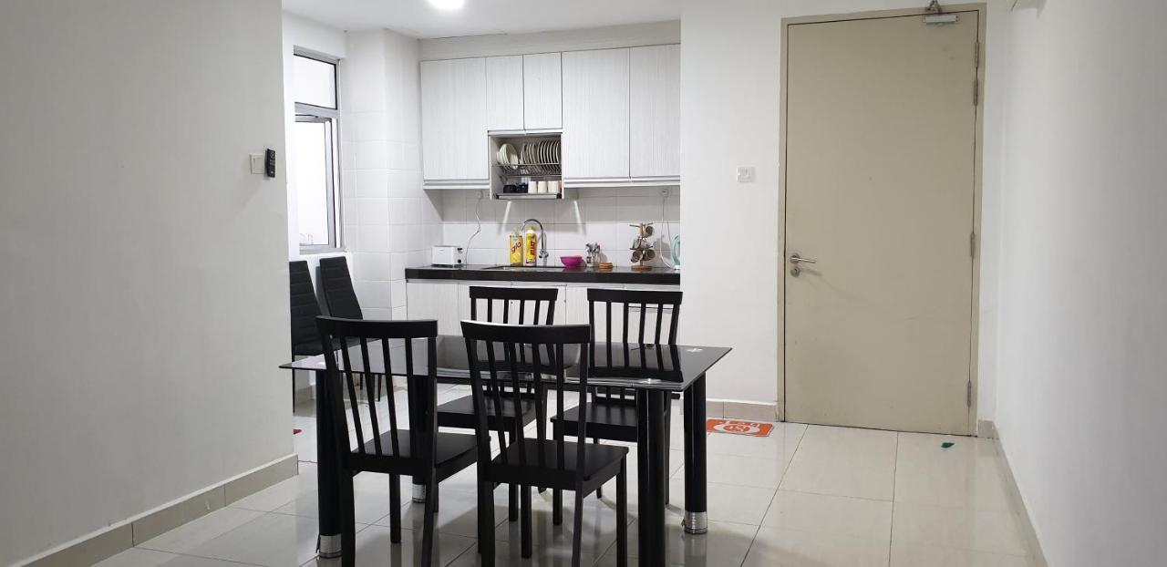 Bsp21 Family Homestay Jenjarum Exteriér fotografie